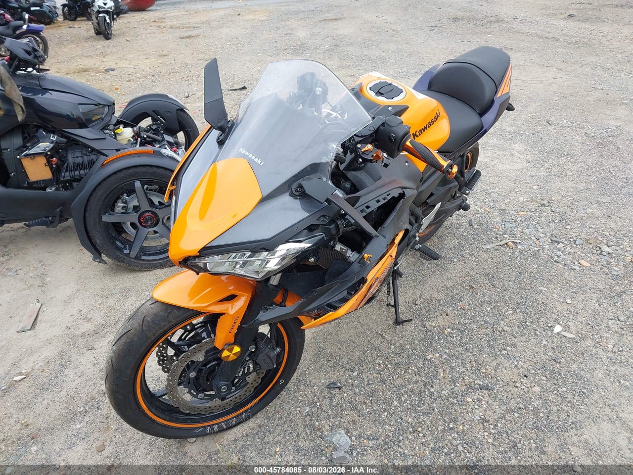 2025 KAWASAKI EX650 P · 2/11