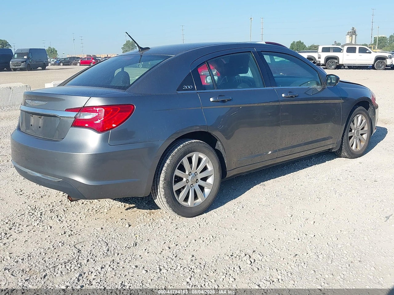 1C3CCBBB4DN****** · 2013 CHRYSLER 200 TOURING · 4/11