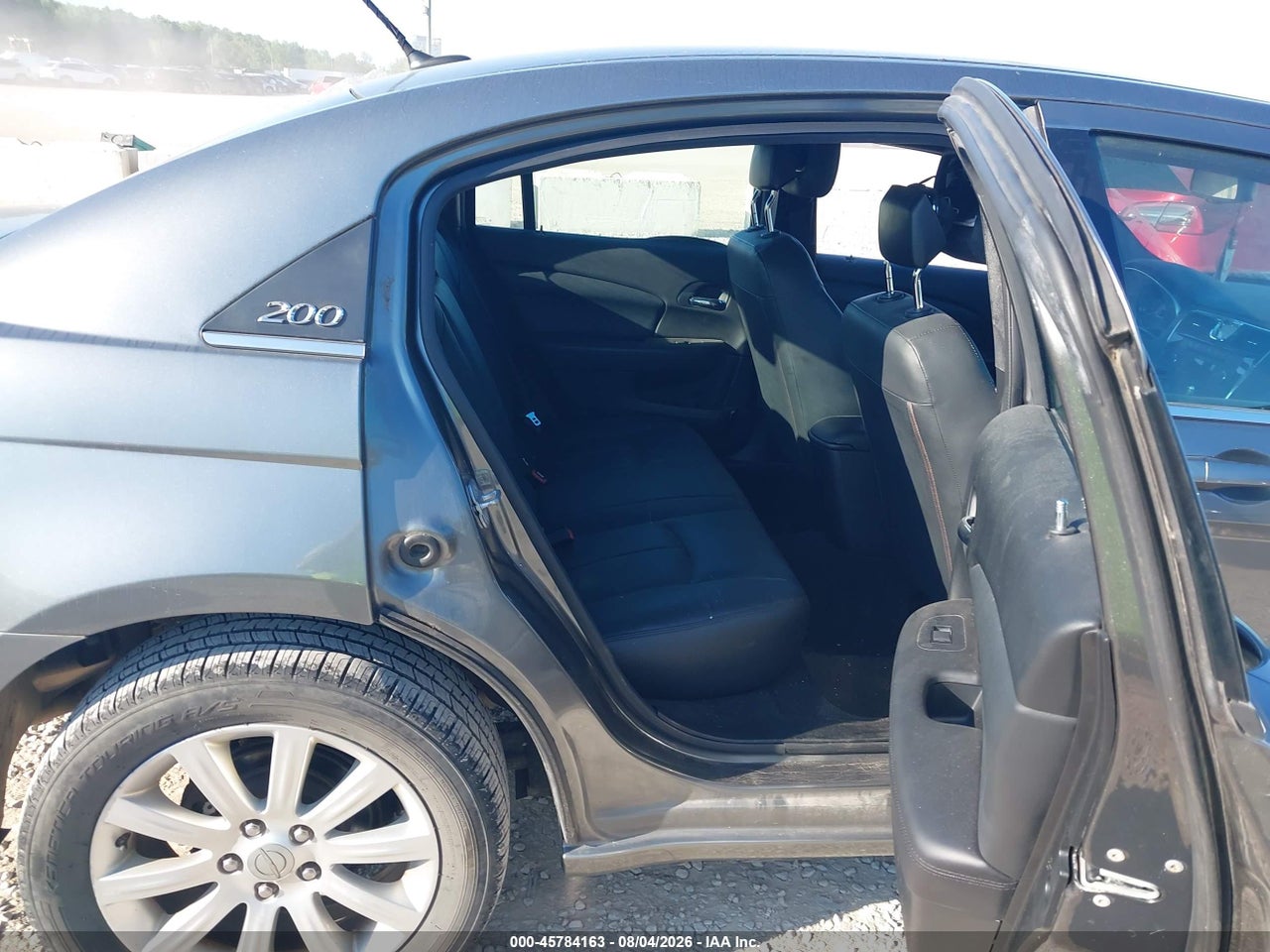 1C3CCBBB4DN****** · 2013 CHRYSLER 200 TOURING · 8/11
