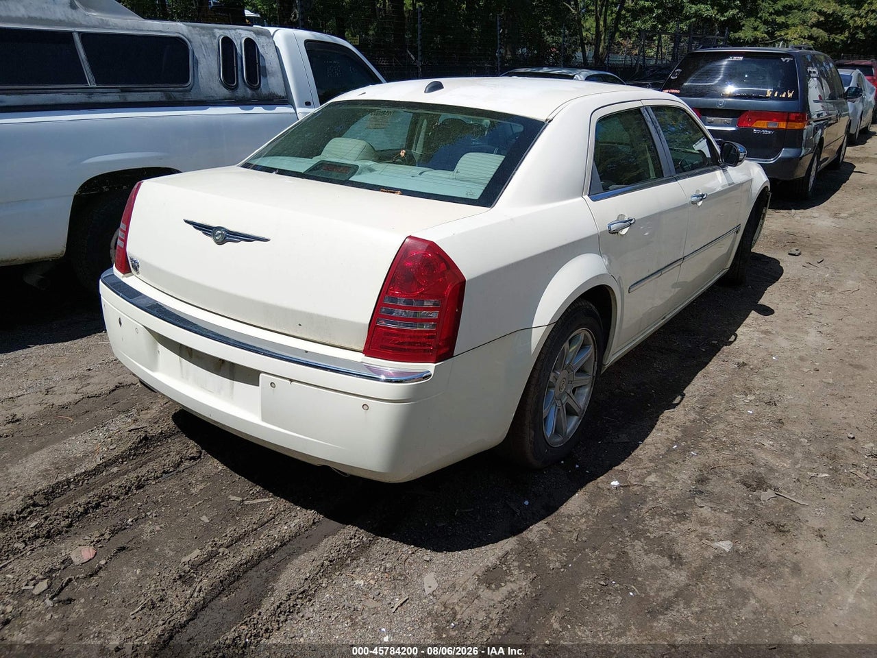 2005 CHRYSLER 300C · 4/11