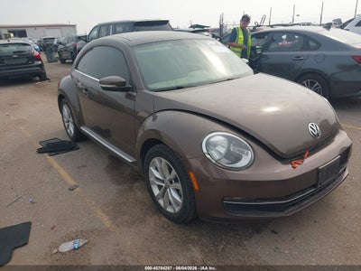 2014 VOLKSWAGEN BEETLE 2.0L TDI