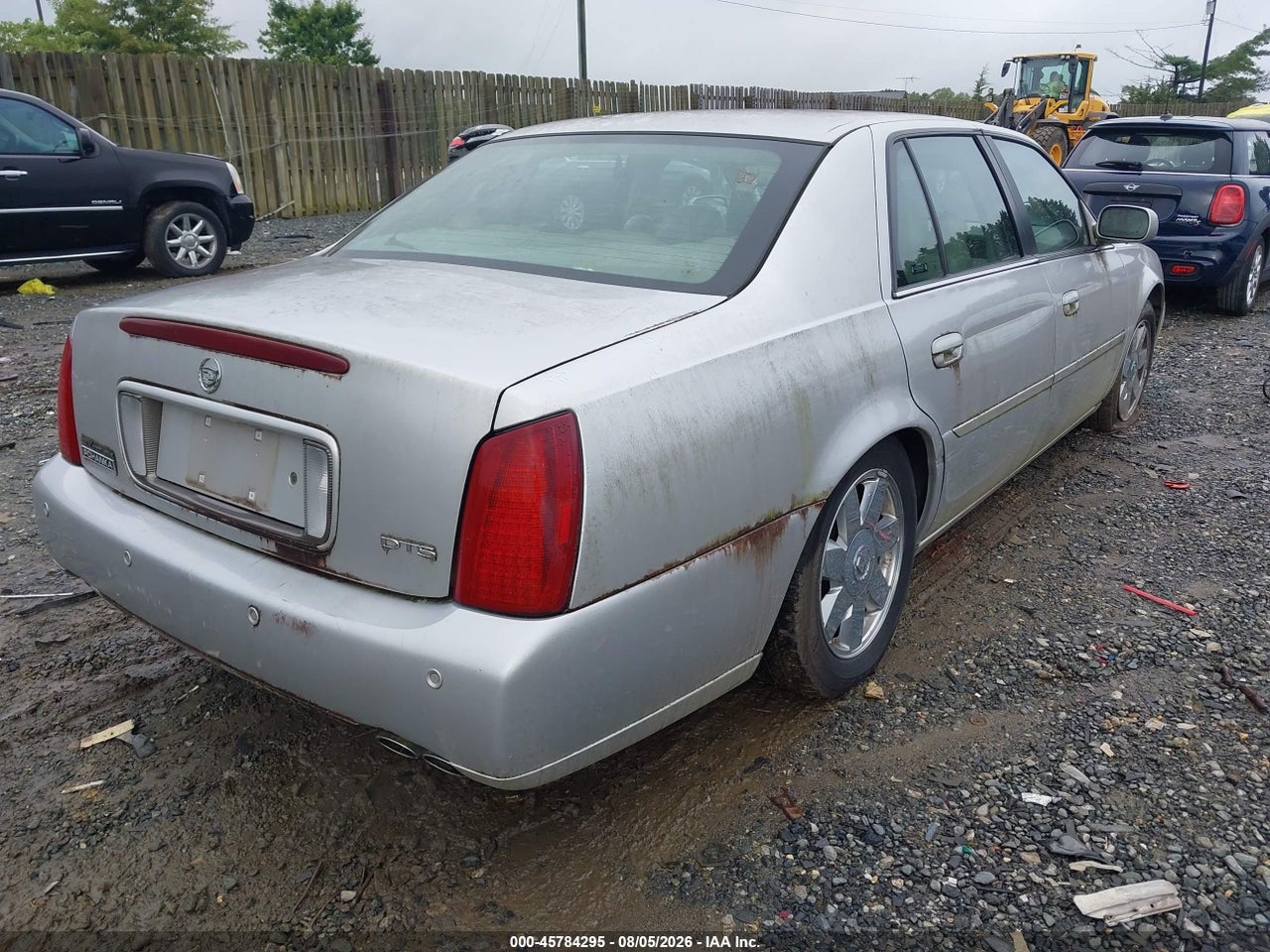 2003 CADILLAC DEVILLE DTS · 4/11