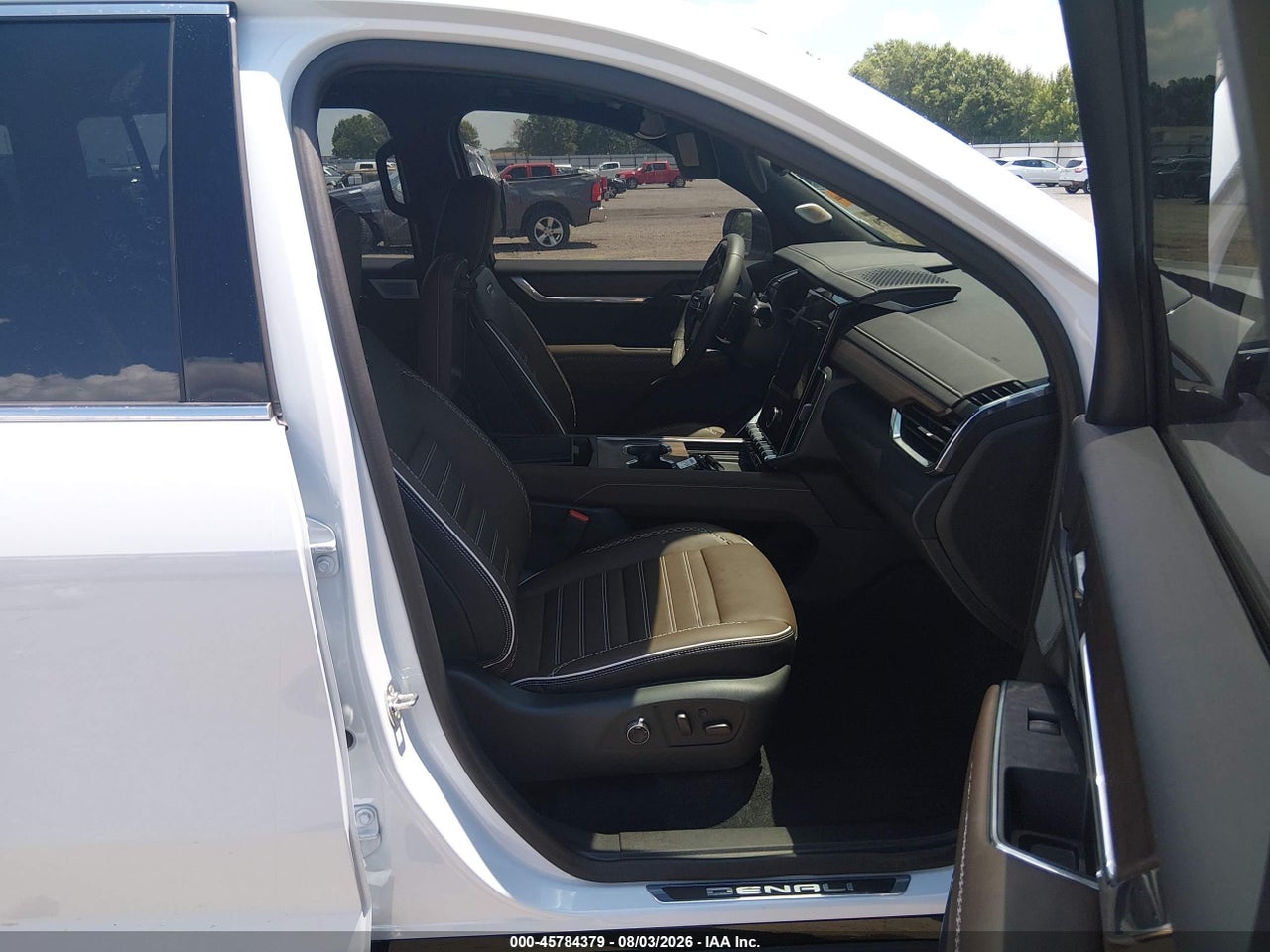 2026 GMC ACADIA DENALI ULTIMATE AWD · 5/11