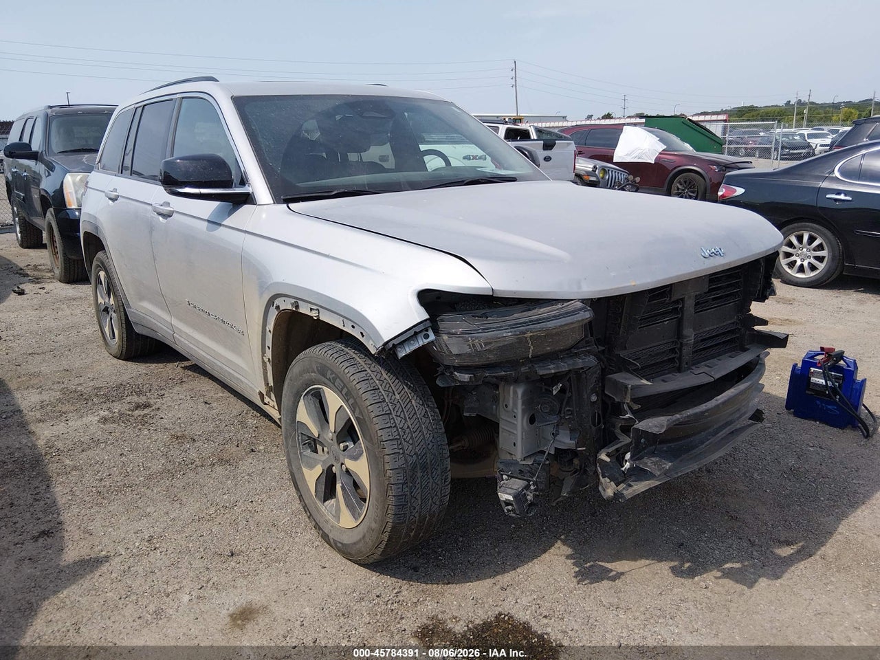 1C4RJYB68RC****** · 2024 JEEP GRAND CHEROKEE 4XE