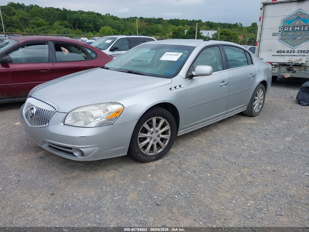 2010 BUICK LUCERNE CXL · 2/11