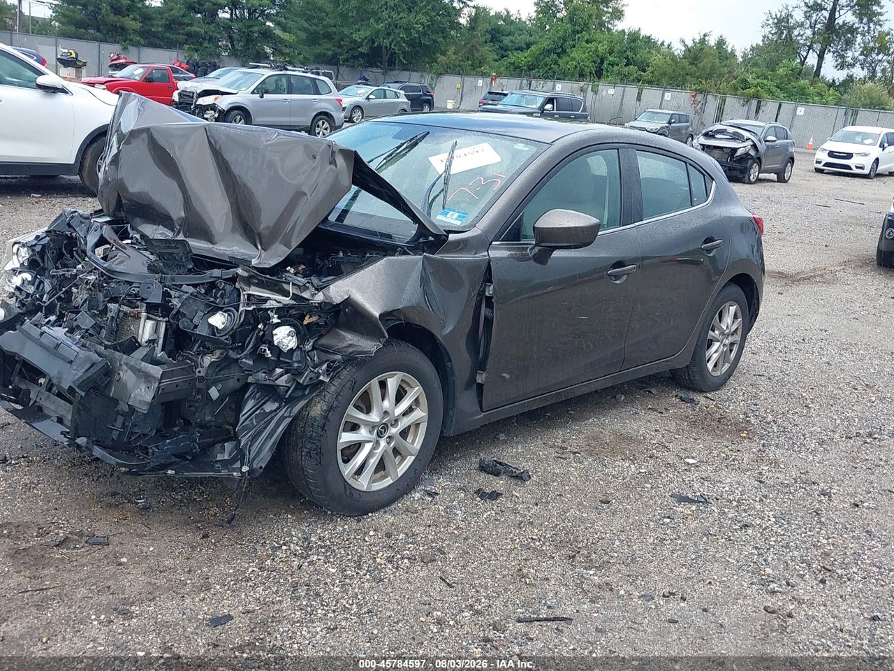 2014 MAZDA MAZDA3 I TOURING · 2/8