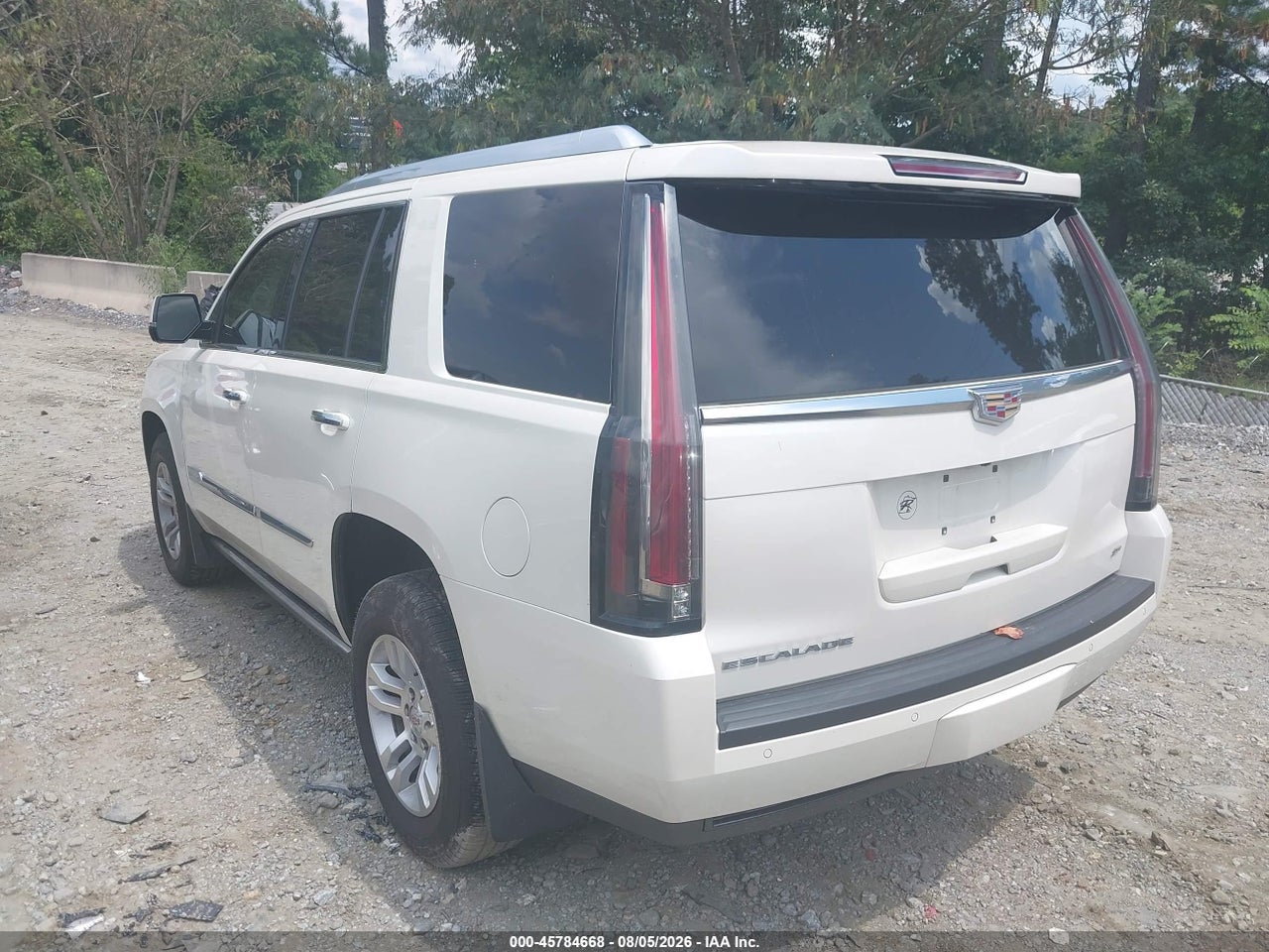 2015 CADILLAC ESCALADE PLATINUM · 3/11