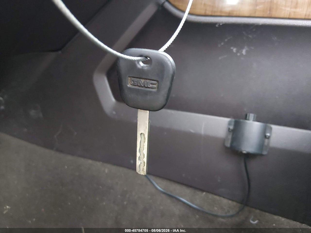 3GTU2NEC8GG****** · 2016 GMC SIERRA 1500 SLT · 11/11