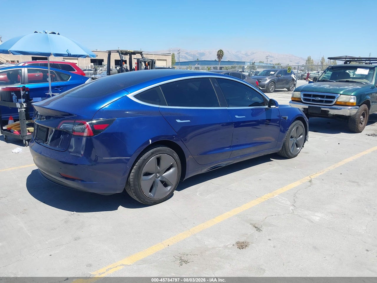 2020 TESLA MODEL 3 STANDARD RANGE PLUS REAR-WHEEL DRIVE/STANDARD RANGE REAR-WHEEL DRIVE · 4/11