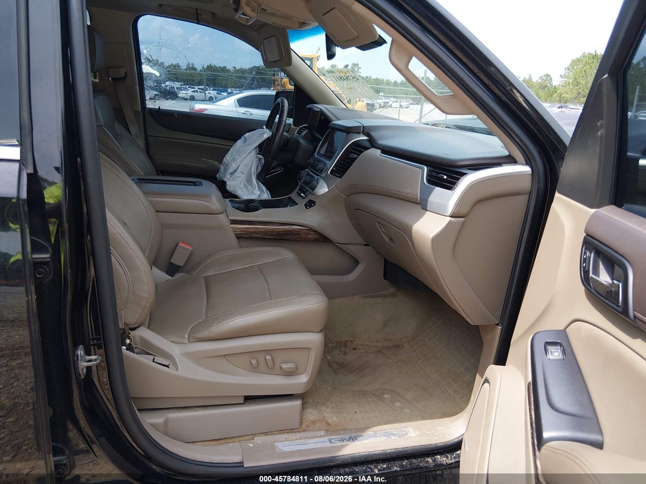 2016 GMC YUKON SLT · 5/11
