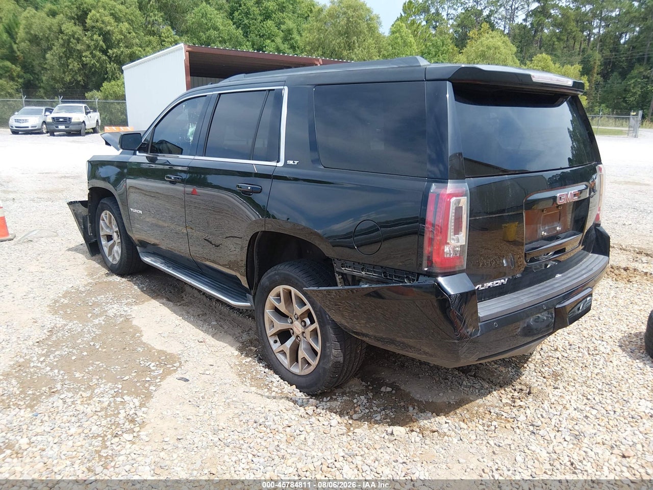 2016 GMC YUKON SLT · 3/11