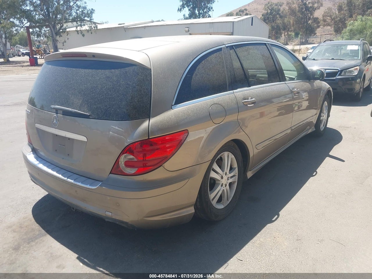 4JGCB56E98A****** · 2008 MERCEDES-BENZ R 350 · 4/11
