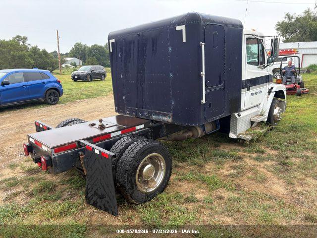 1999 FREIGHTLINER MEDIUM CONVENTIONAL FL50 · 4/6
