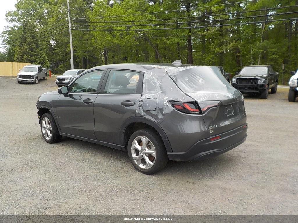 2024 HONDA HR-V AWD LX · 3/10