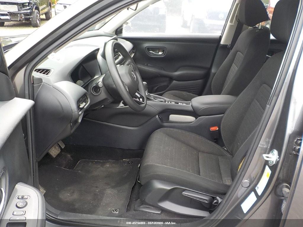 2024 HONDA HR-V AWD LX · 5/10