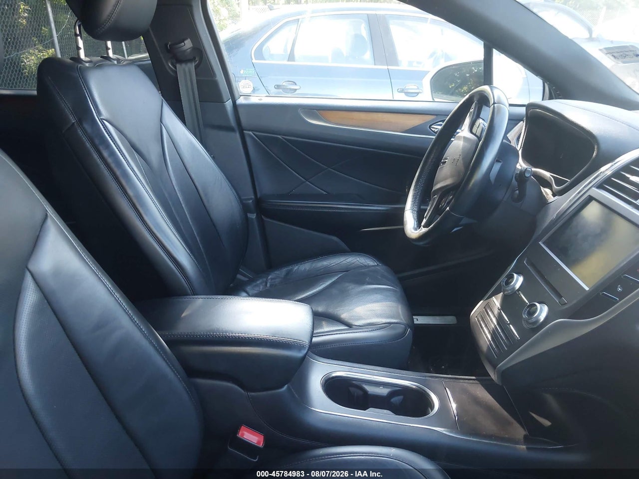 2015 LINCOLN MKC   · 5/10
