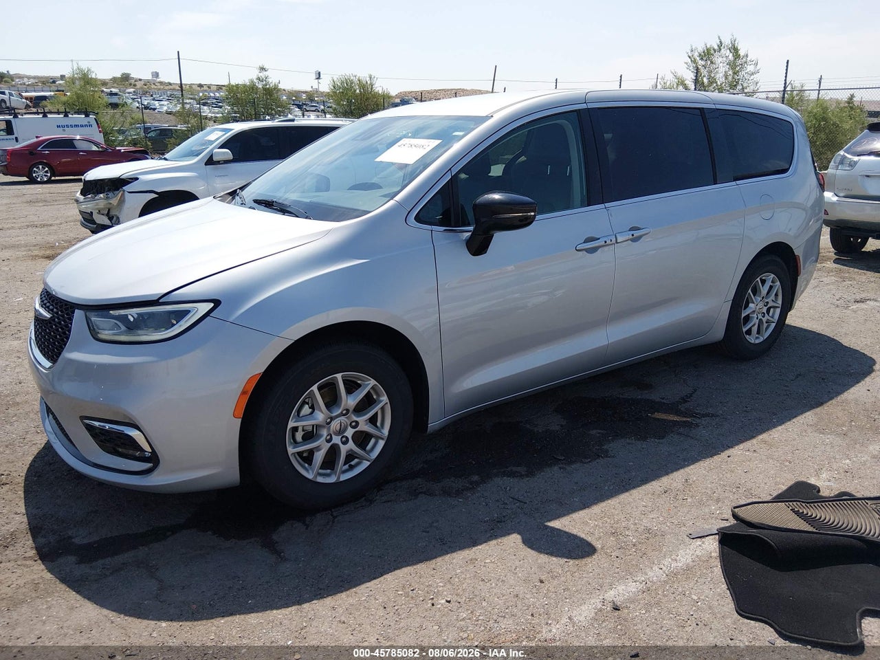 2024 CHRYSLER PACIFICA TOURING L · 2/11