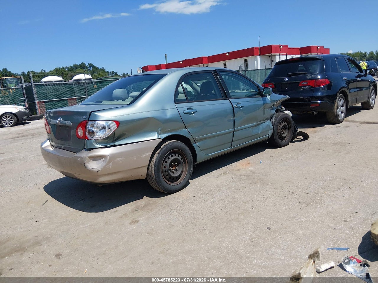 2005 TOYOTA COROLLA LE · 4/11