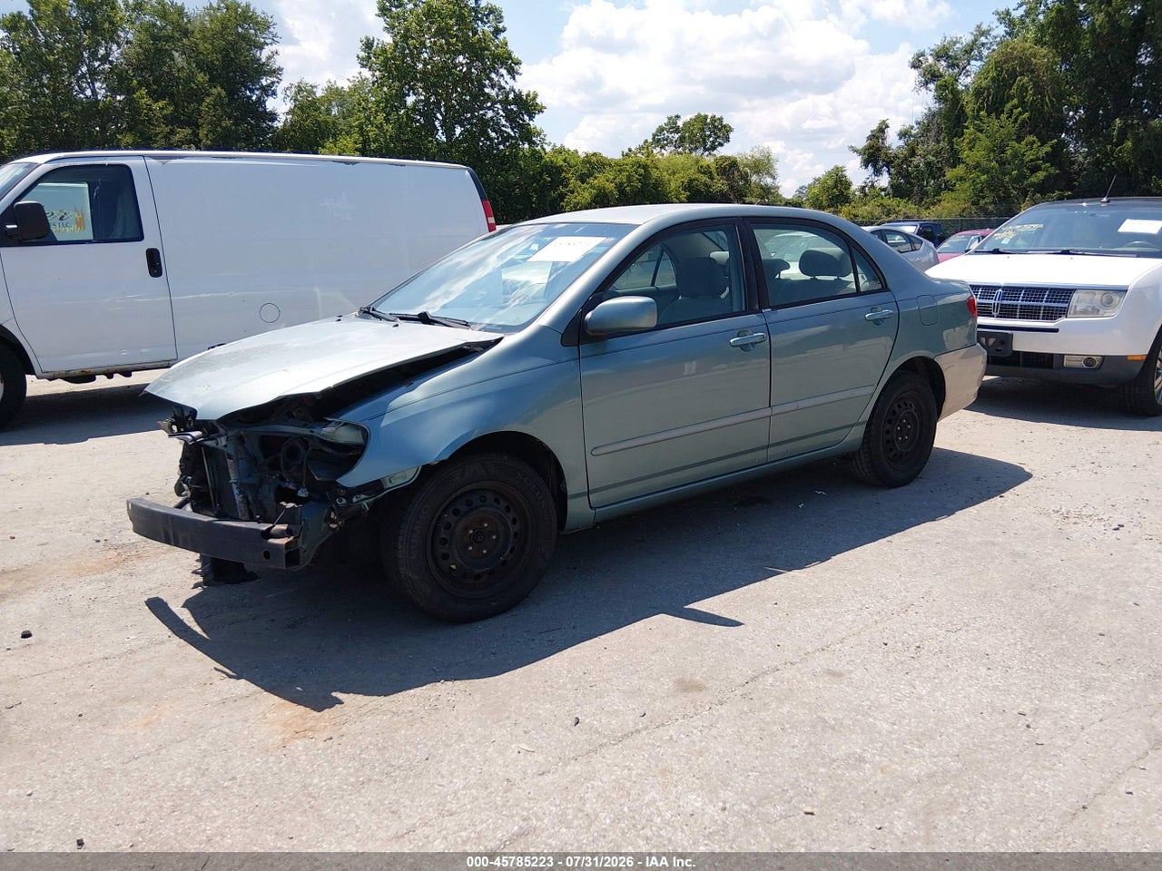 2005 TOYOTA COROLLA LE · 2/11