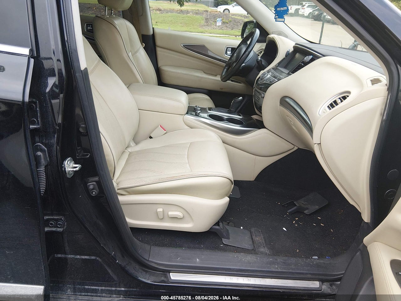 2017 INFINITI QX60 · 5/11