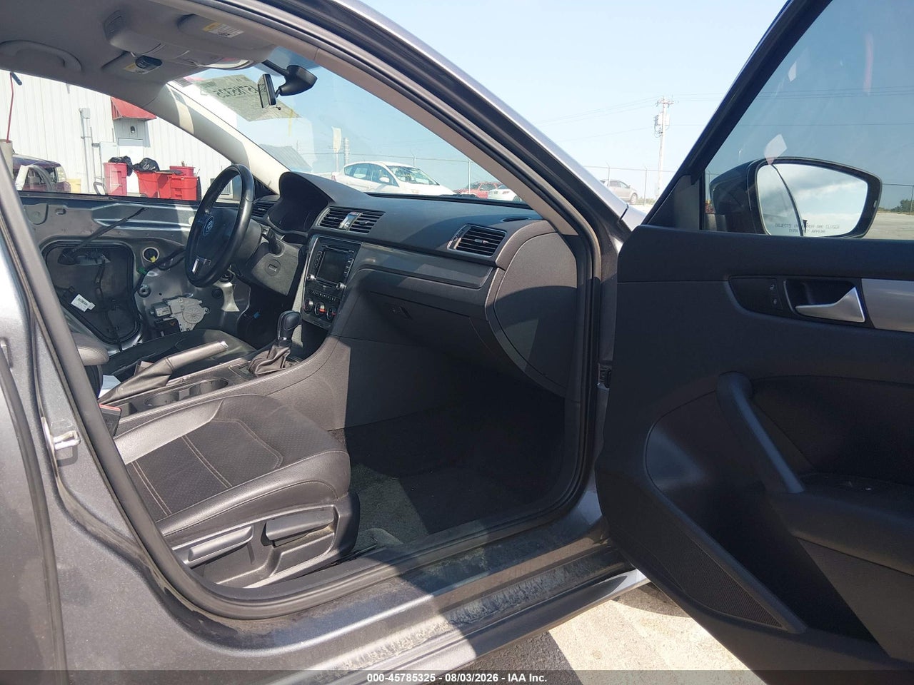 2015 VOLKSWAGEN PASSAT 1.8T LIMITED EDITION · 5/11