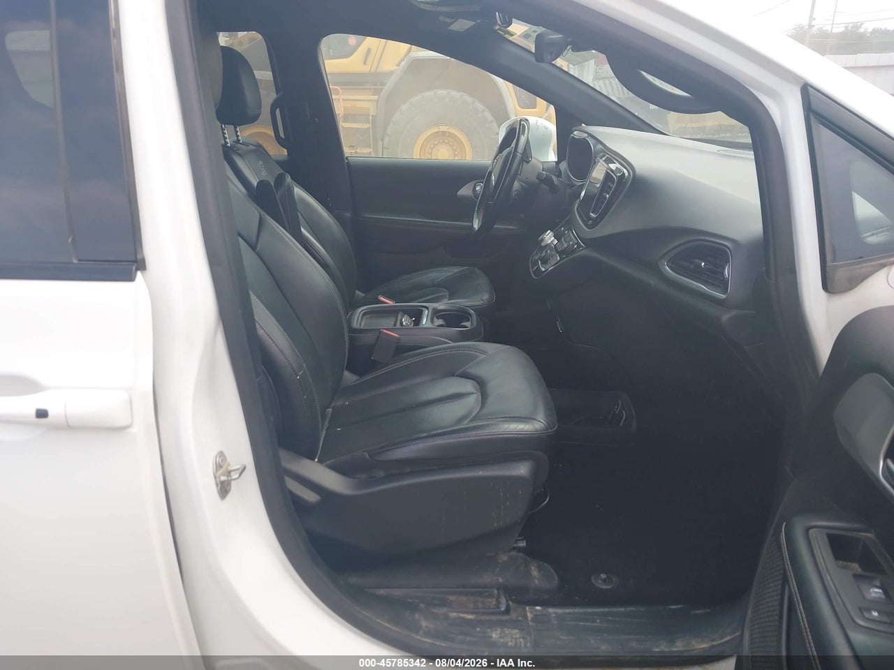 2019 CHRYSLER PACIFICA TOURING L · 5/11