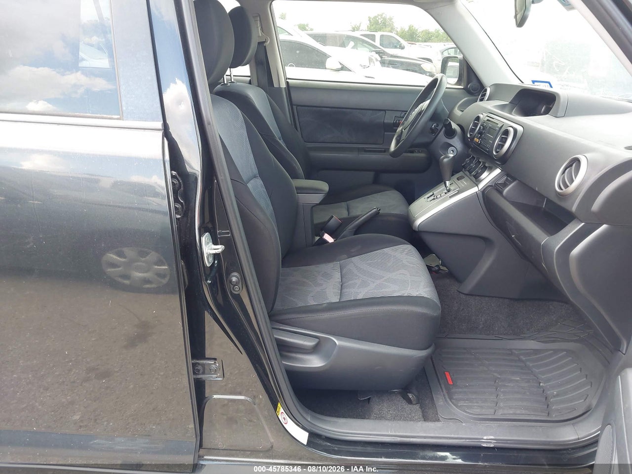 2012 SCION XB   · 5/11