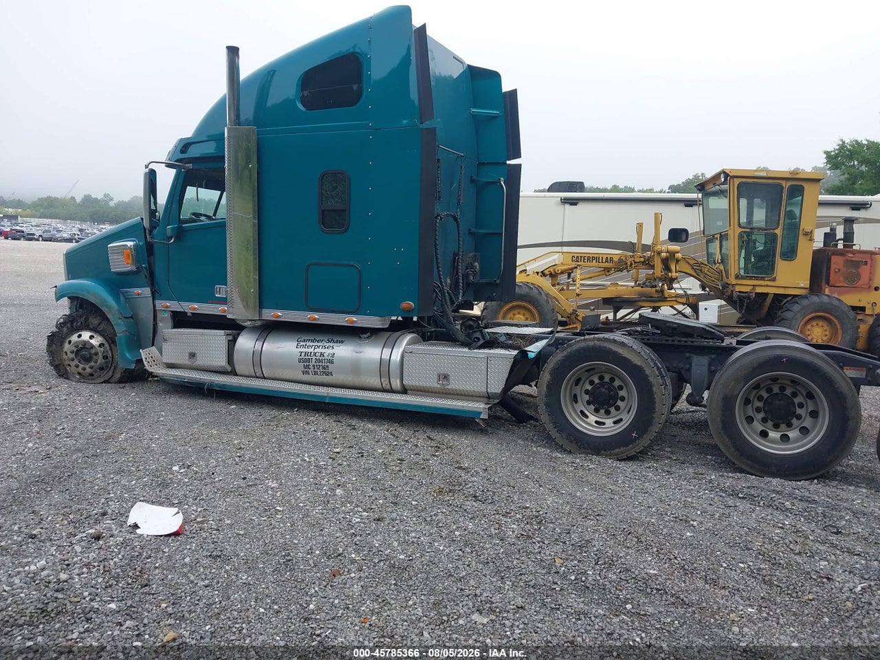 2020 FREIGHTLINER M2 106 · 3/4