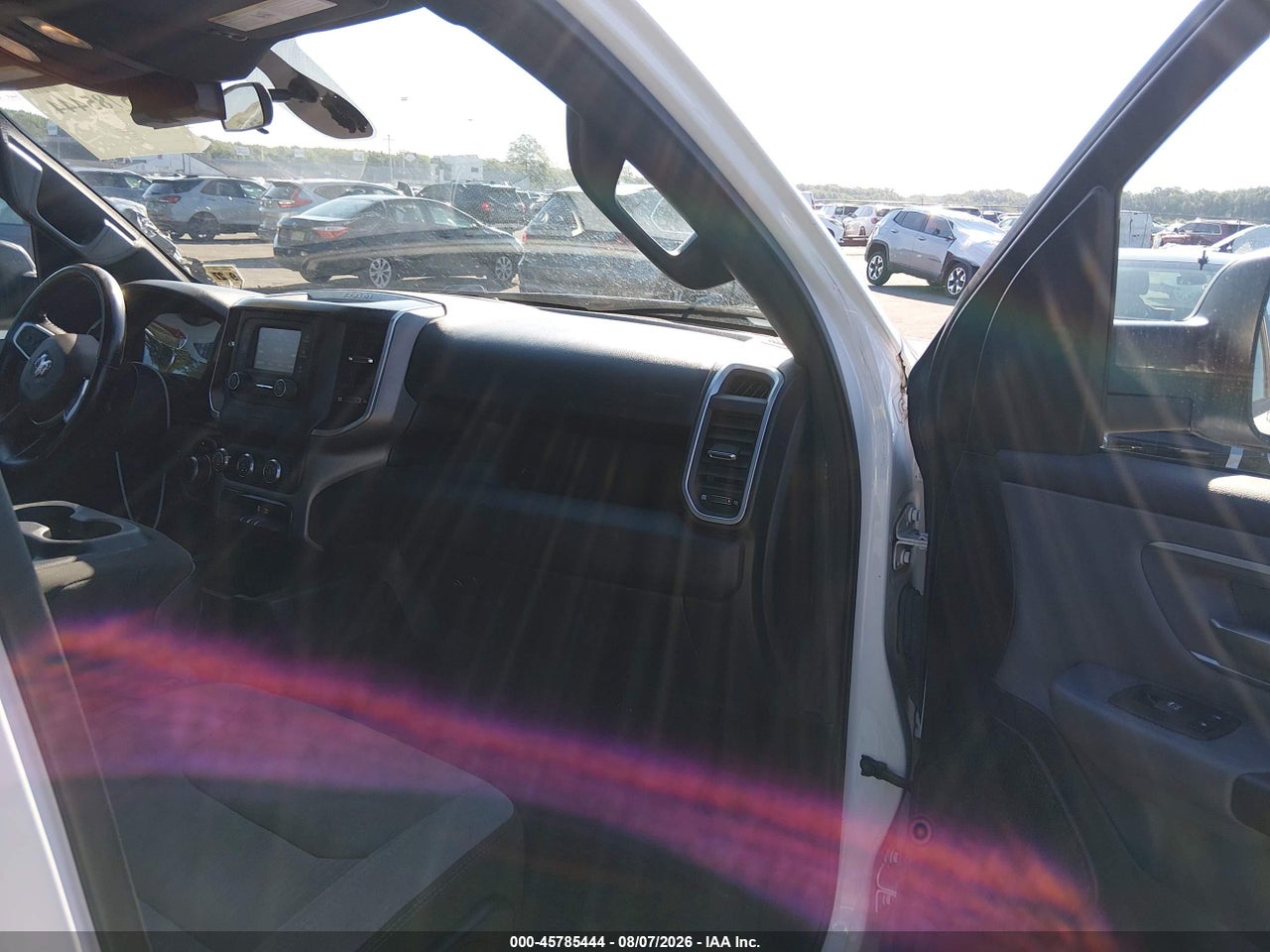 2022 RAM 1500 BIG HORN  4X4 6'4 BOX · 5/11