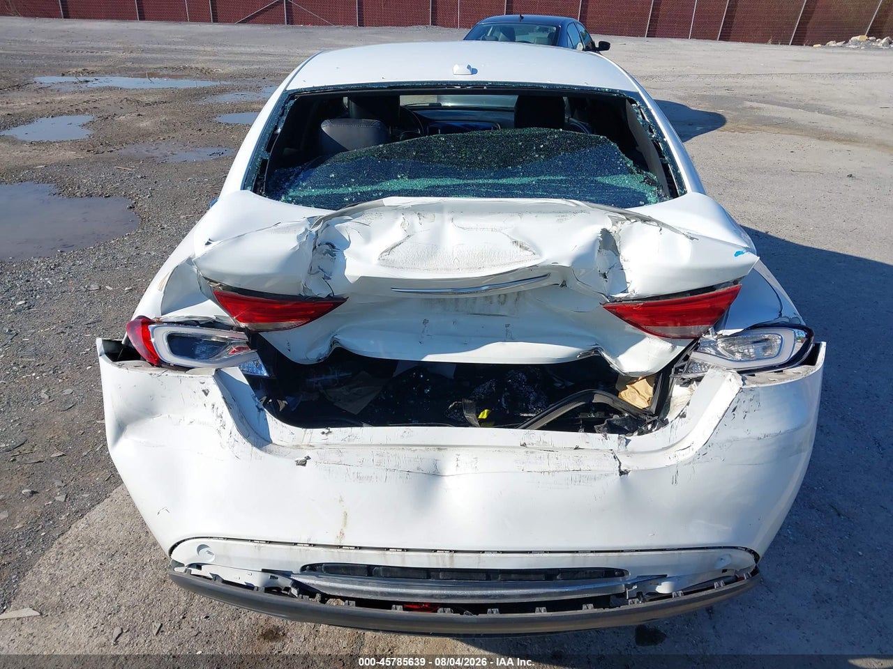 2015 CHRYSLER 200 S · 6/11