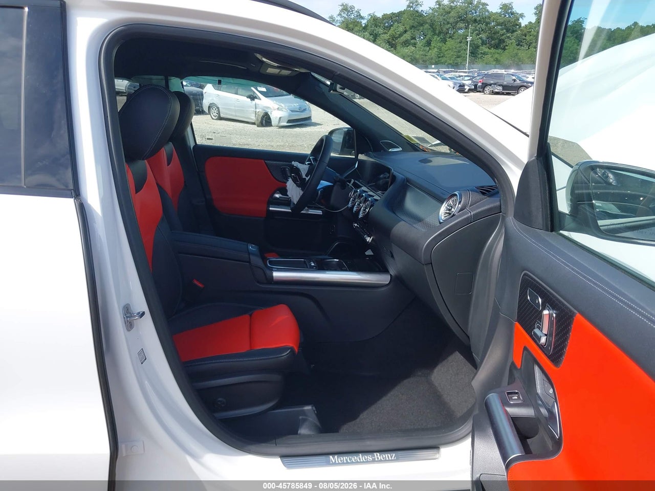 2026 MERCEDES-BENZ GLA 250 4MATIC · 5/11