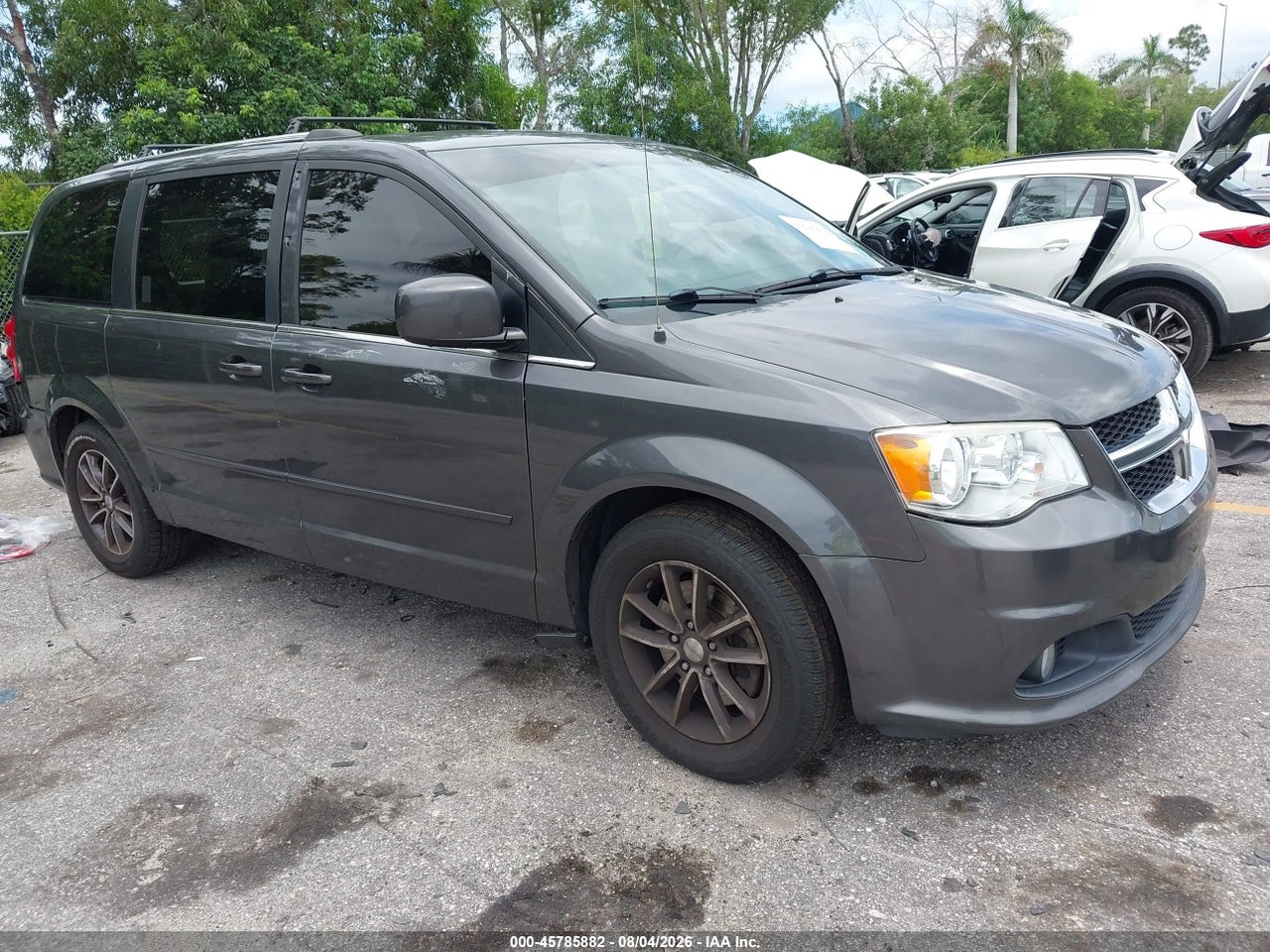 2C4RDGCG6HR****** · 2017 DODGE GRAND CARAVAN SXT