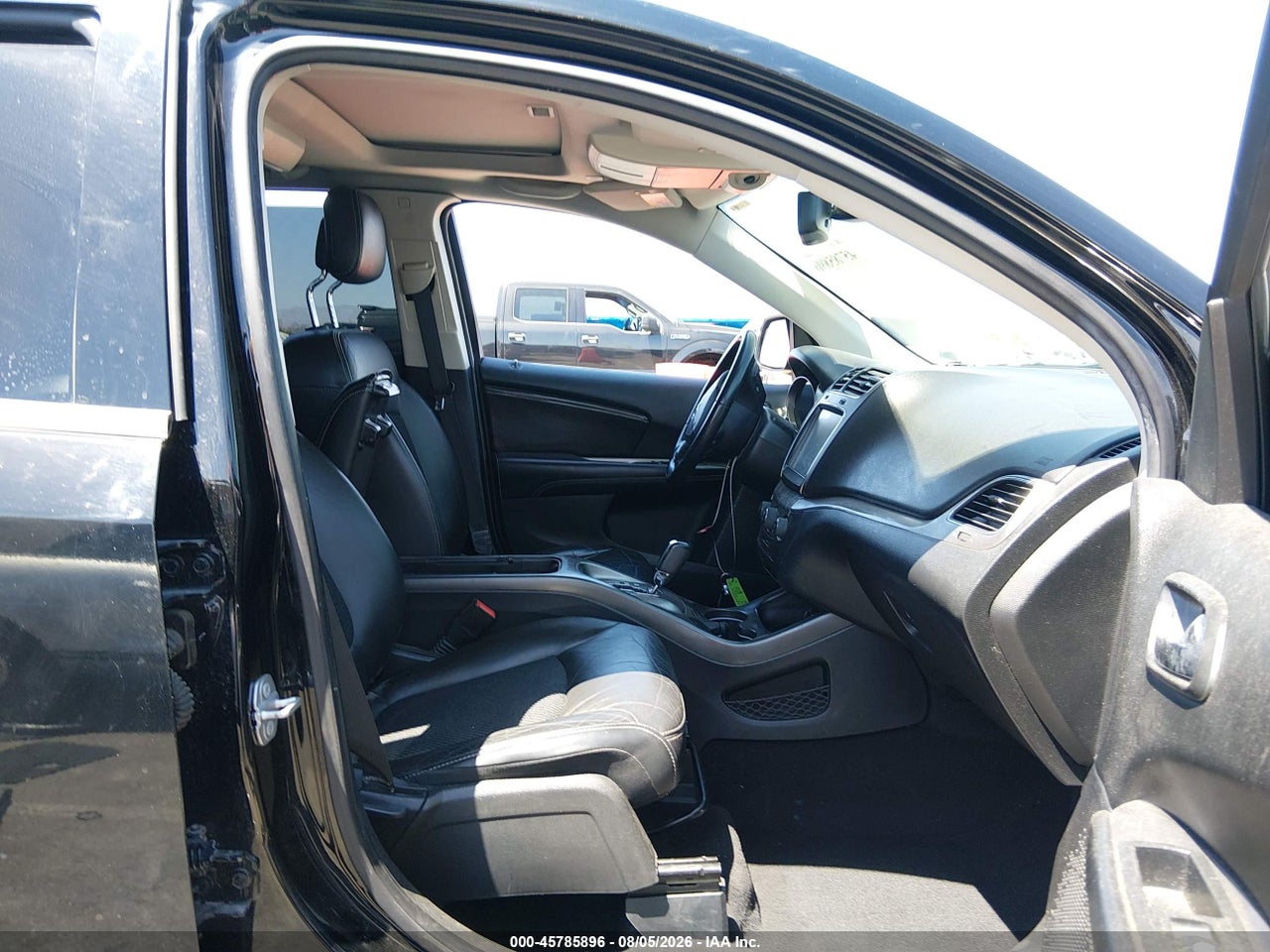 2020 DODGE JOURNEY CROSSROAD · 5/11