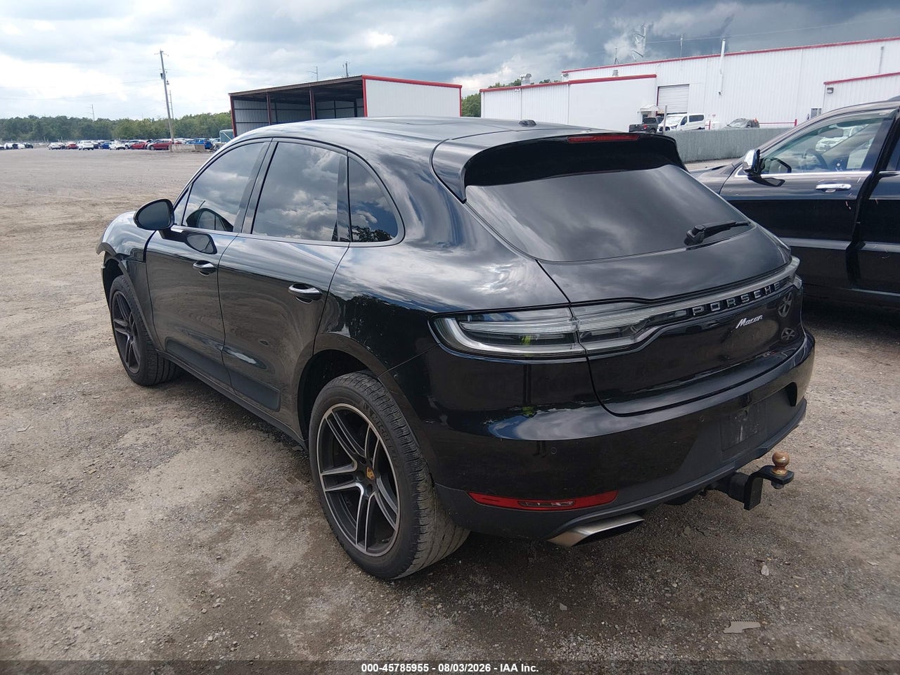 2020 PORSCHE MACAN   · 3/11