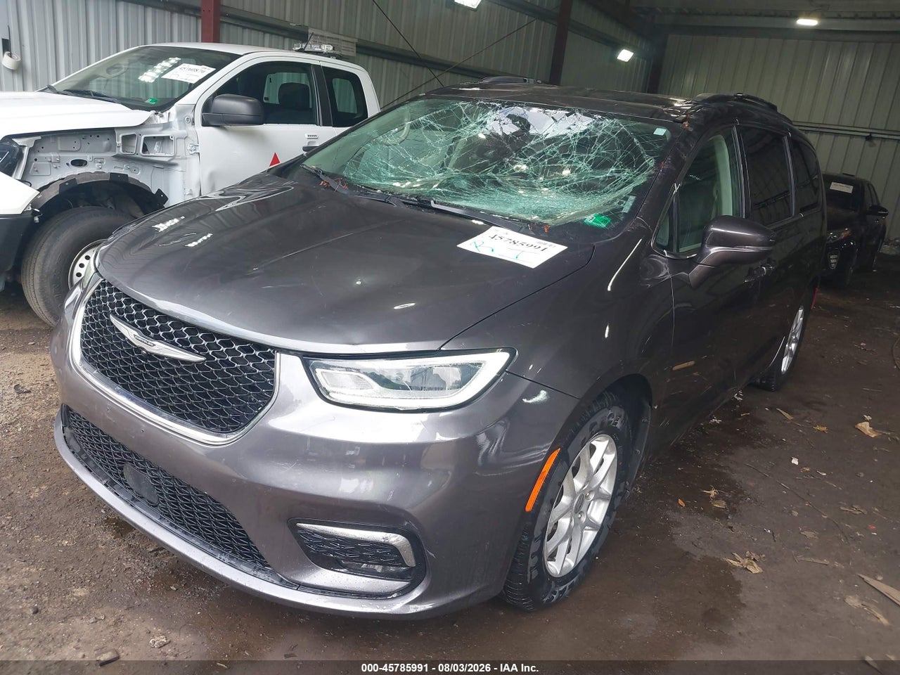 2C4RC1BG9NR****** · 2022 CHRYSLER PACIFICA TOURING L · 2/11