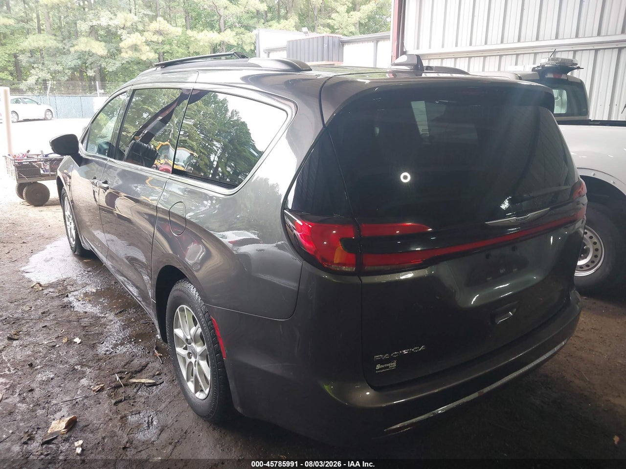 2C4RC1BG9NR****** · 2022 CHRYSLER PACIFICA TOURING L · 3/11