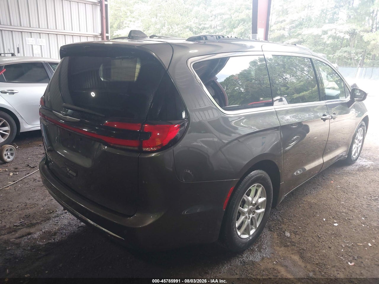2C4RC1BG9NR****** · 2022 CHRYSLER PACIFICA TOURING L · 4/11