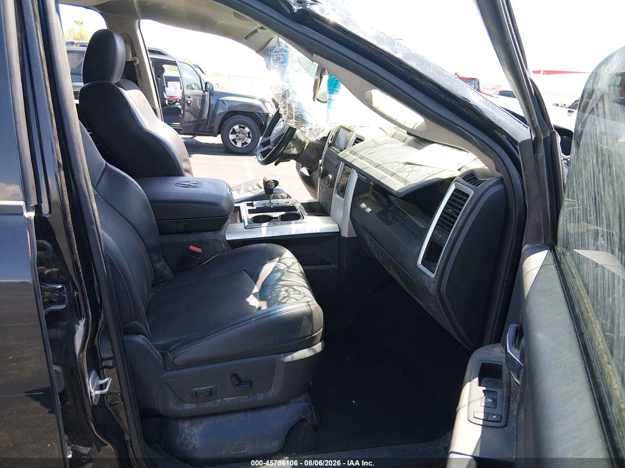 2011 RAM RAM 1500 SPORT · 5/8