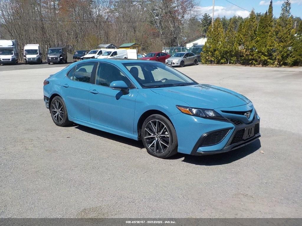 4T1G11AK5PU****** · 2023 TOYOTA CAMRY SE
