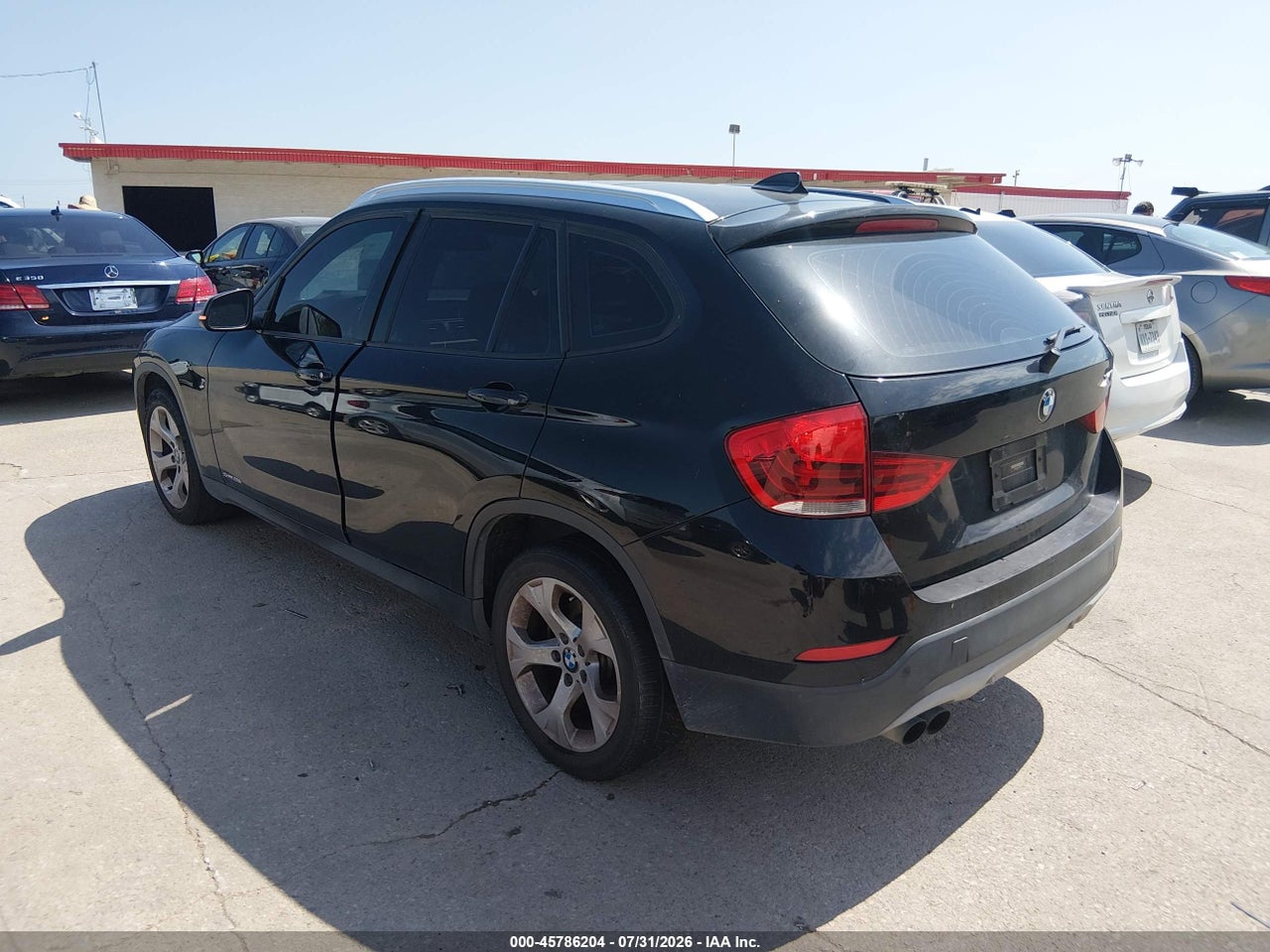 WBAVM1C53FV****** · 2015 BMW X1 SDRIVE28I · 3/11