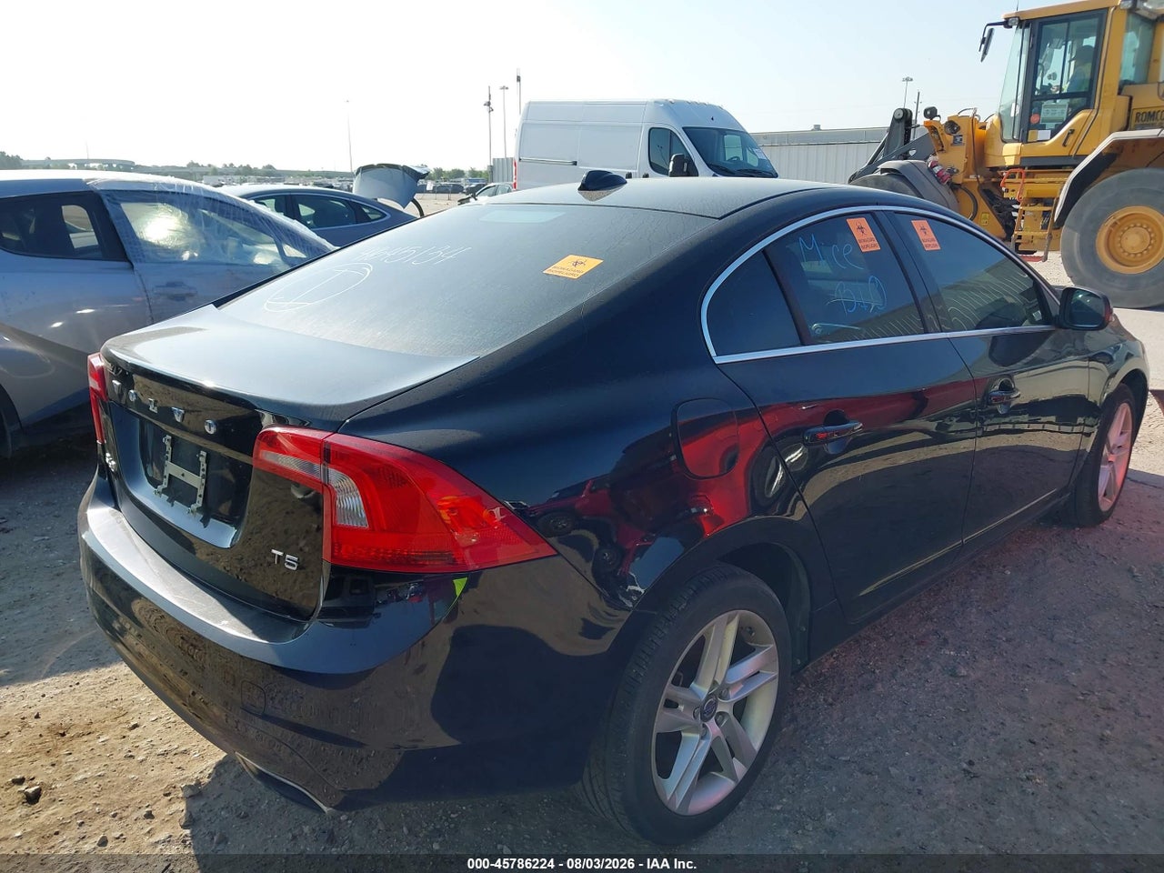 2015 VOLVO S60 T5 PREMIER PLUS · 4/11