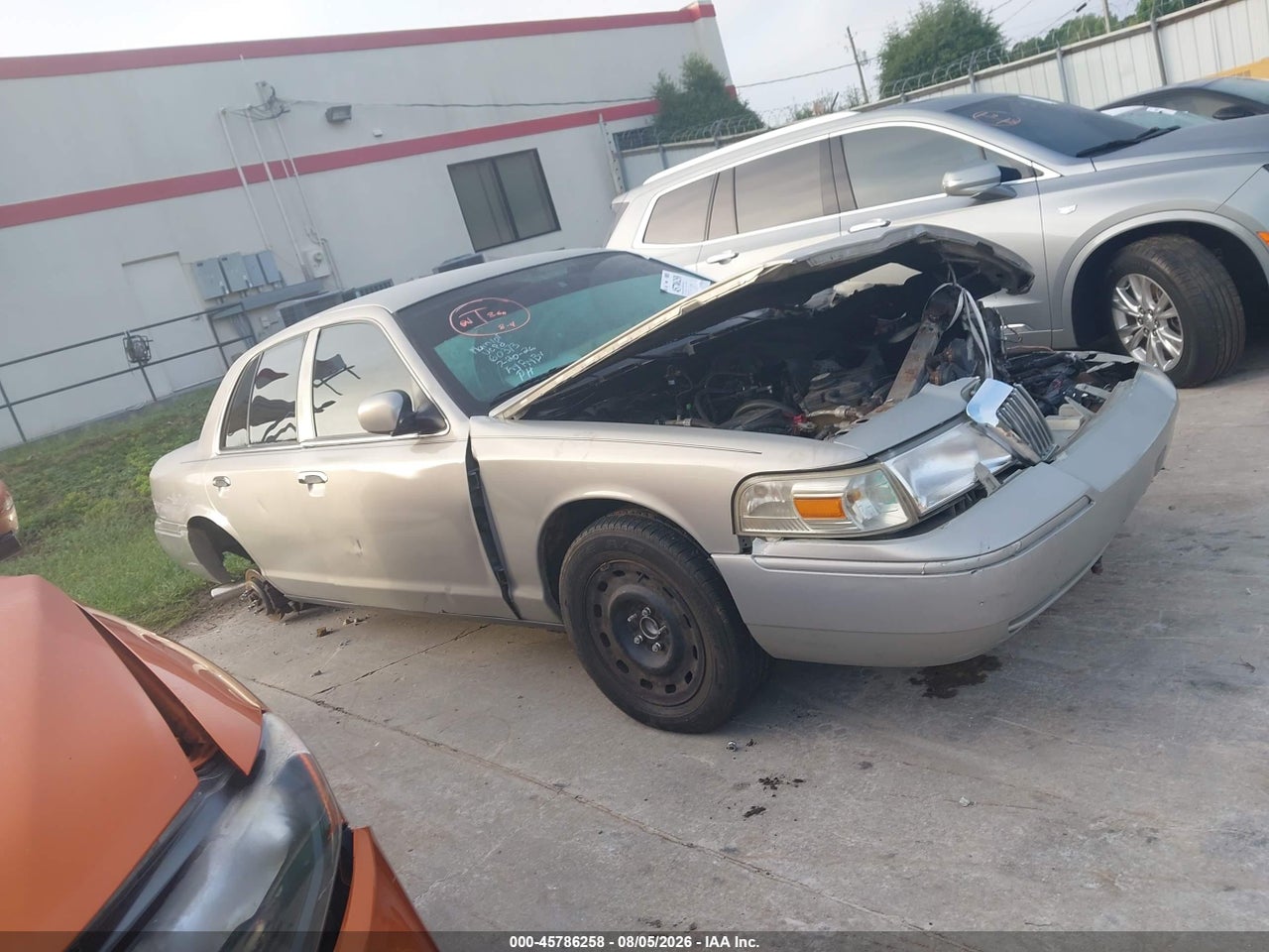 2MEFM74W65X****** · 2005 MERCURY GRAND MARQUIS GS