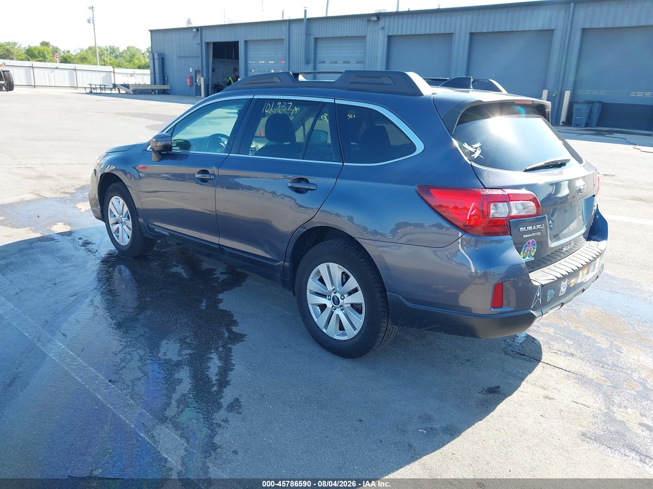 2016 SUBARU OUTBACK 2.5I PREMIUM · 3/11