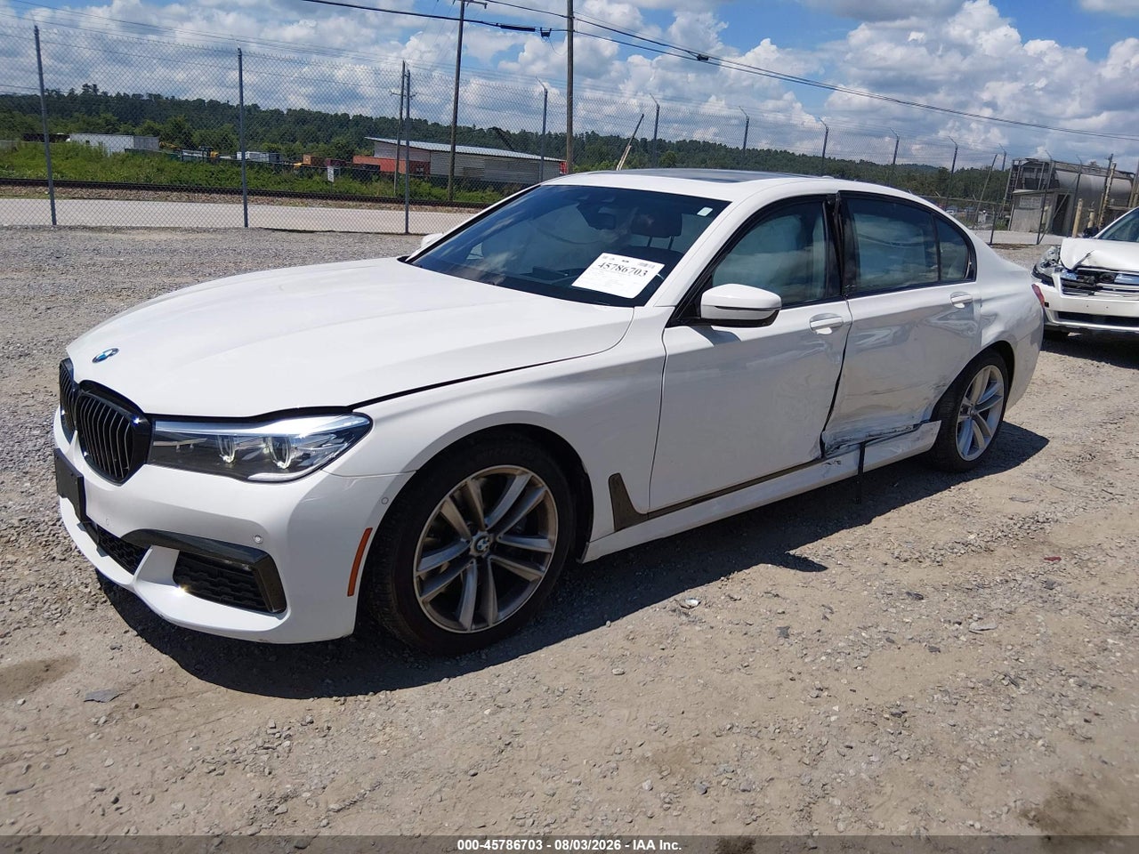 2019 BMW 740I · 2/11