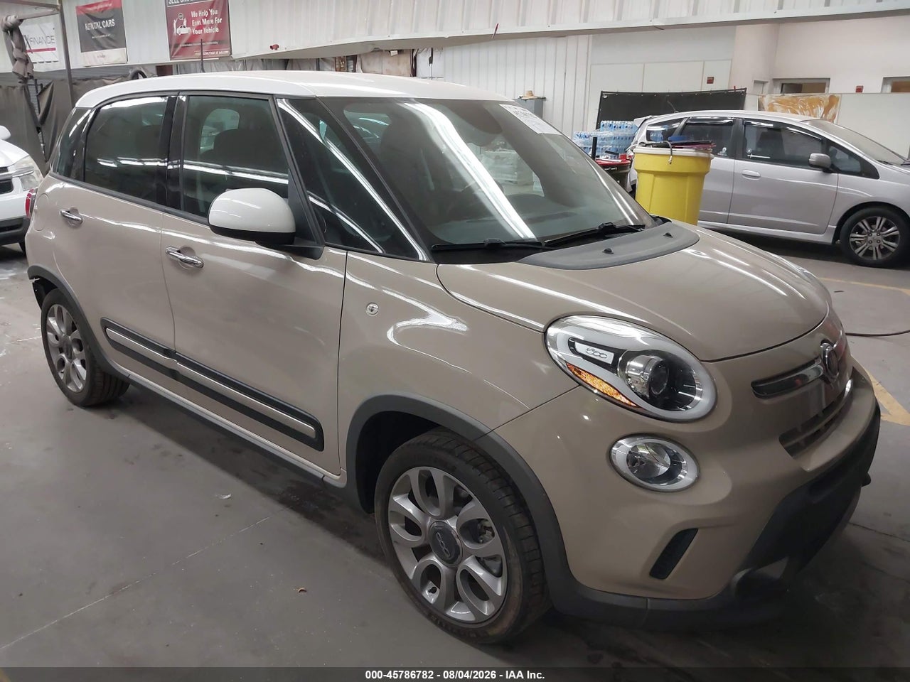 ZFBCFADH1GZ****** · 2016 FIAT 500L TREKKING