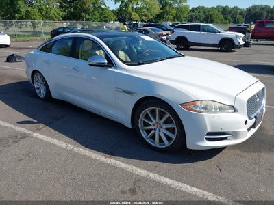 2015 JAGUAR XJ