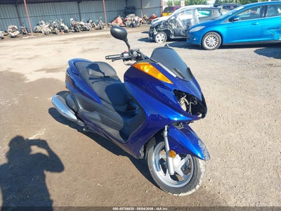 JYASH03Y95A****** · 2005 YAMAHA YP400