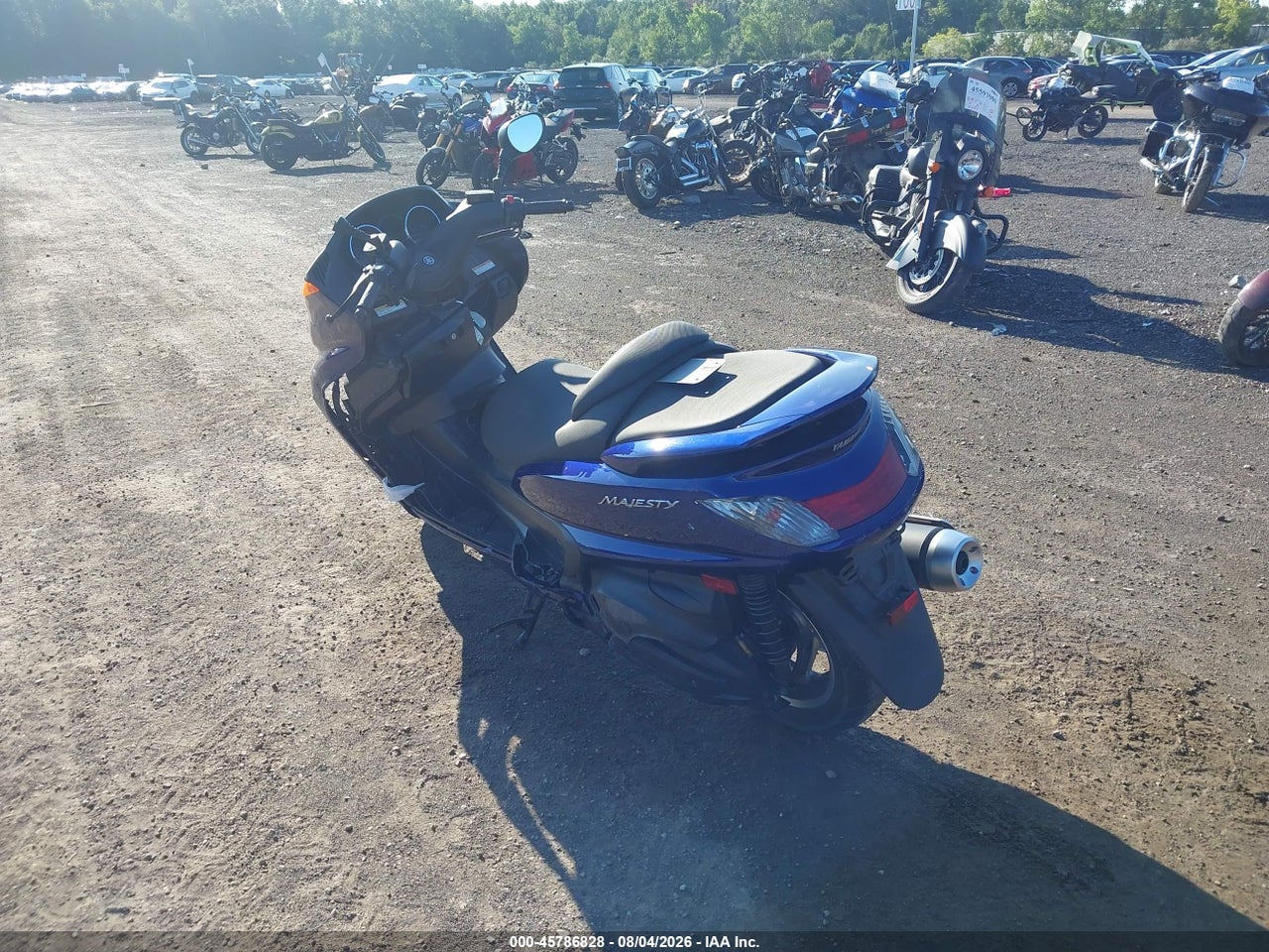 2005 YAMAHA YP400 · 3/11