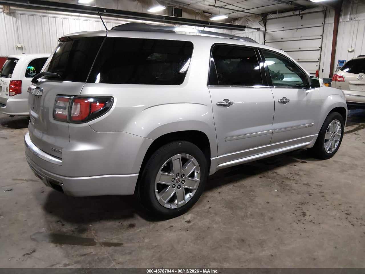 2015 GMC ACADIA DENALI · 4/11