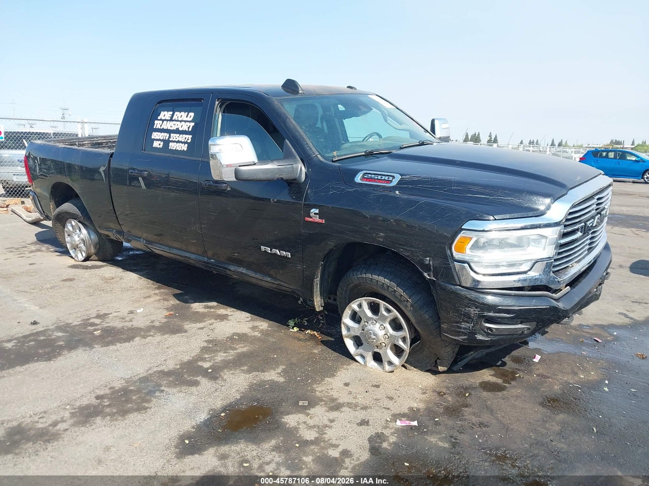 3C6UR5NL5RG****** · 2024 RAM 2500 LARAMIE CREW CAB 4X4 6'4 BOX